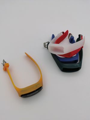 Hoge nauwkeurigheid polsband stappen counter horloge met 24-uurs tijd display