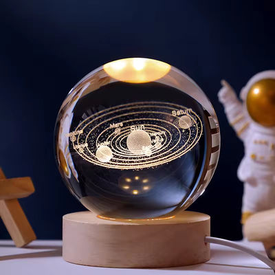 Kleurrijke verlichting Decoratie USB Lichtgevende 3D-kunst Kristallen bal Glas Nachtlicht Tafellamp