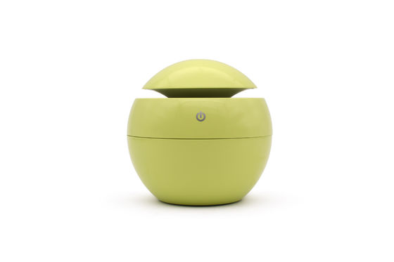 Slank minimalistisch ontwerp diffuser met houtkorrel afwerking en niet-slip basis