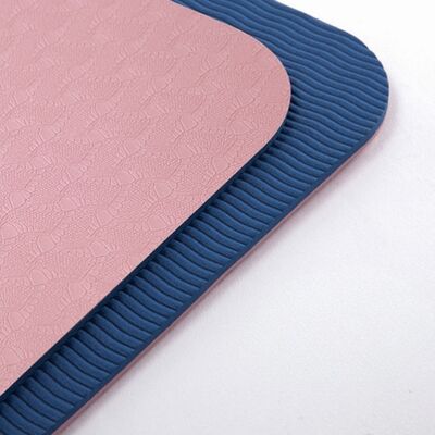 Premium TPE yoga mat voor verbeterd evenwicht en onwrikbare focus tijdens de oefening