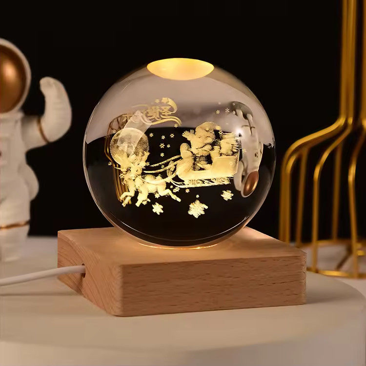 Houten USB-aangedreven LED-licht Kristallen bal beeldhouwkunst Handwerk Tafelversieringen